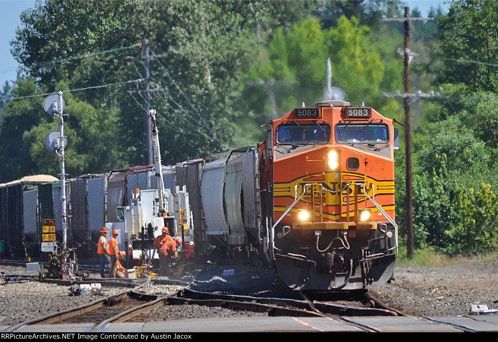 BNSF 5083